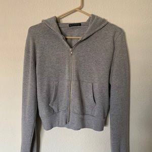 Brandy Melville  Cropped Sweater